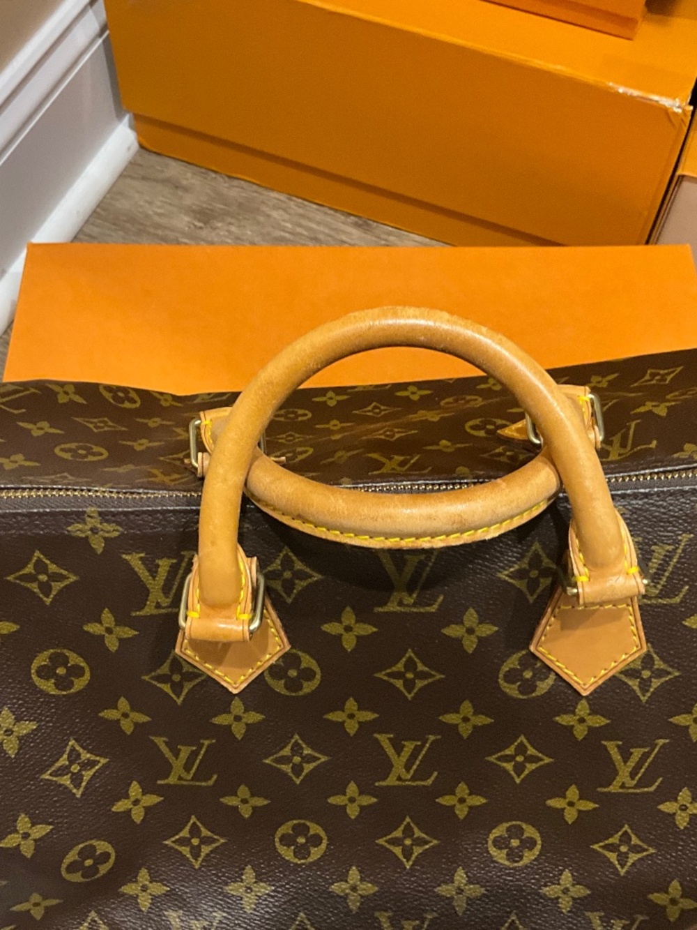 Louis Vuitton Monogram Speedy 40